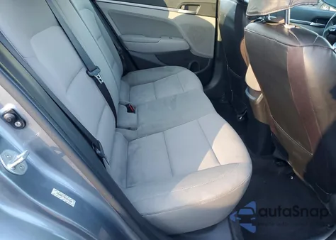 2019 Hyundai Elantra Sel z USA, uszkodzony, nr VIN KMHD84LF8KU871608